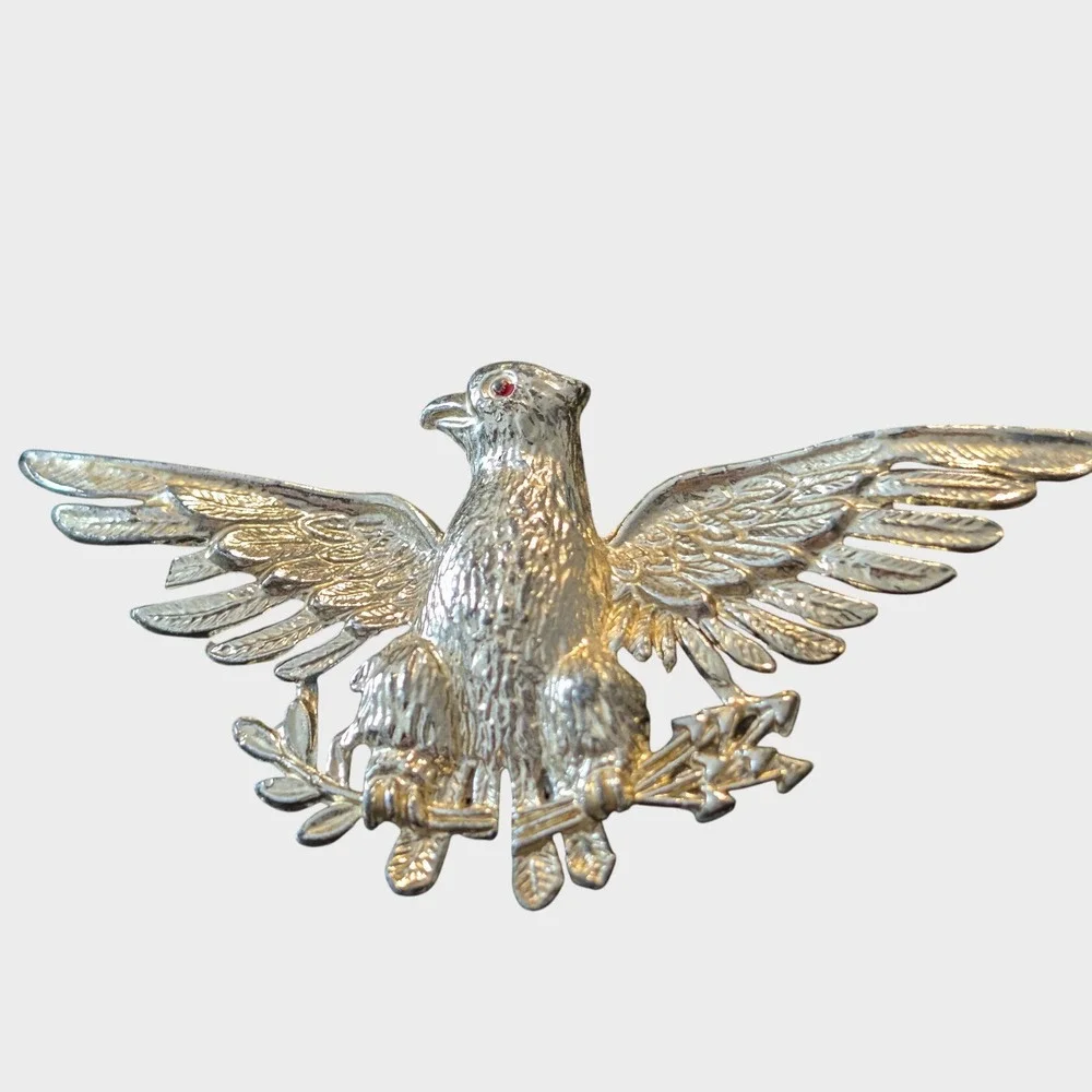 Vintage Unbranded Eagle Brooch Unisex OS Gold Excellent Heraldic Red Eye Pin